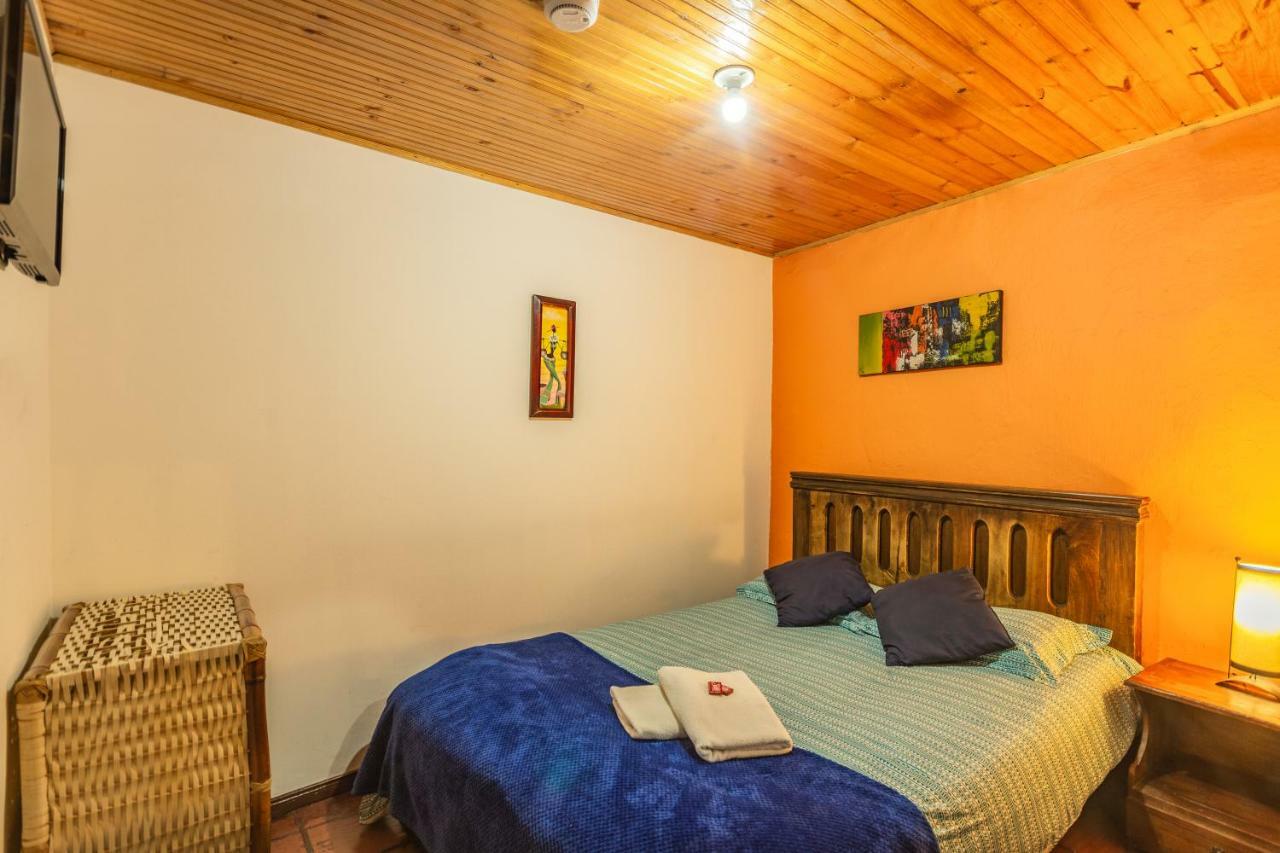 Hostal Sue Candelaria Bogotá Kültér fotó