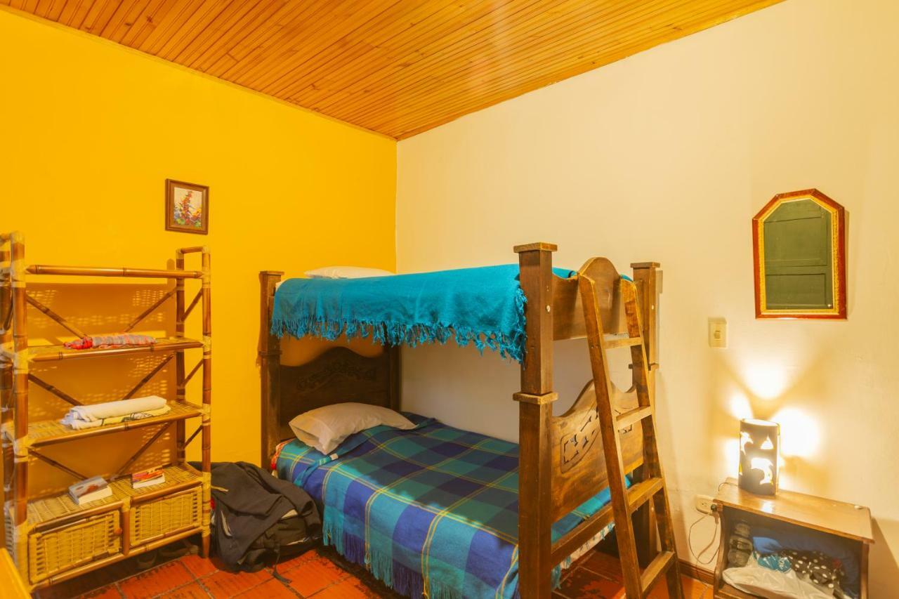 Hostal Sue Candelaria Bogotá Kültér fotó